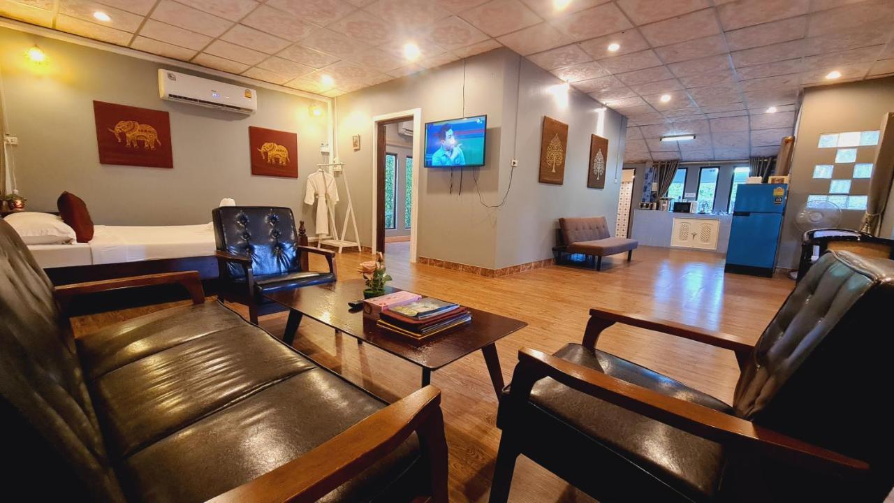 Amantra Homestay & Village Surat Thani Exterior photo
